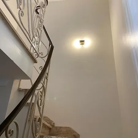 Maison Colonel Teyssier מלון *